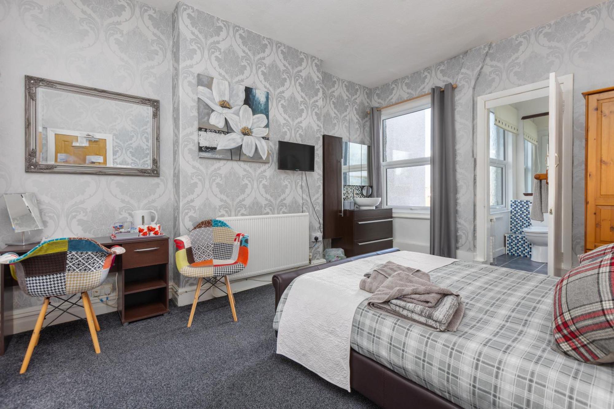 The Fairmile Bed & Breakfast ลิธึม เซนต์ แอนน์ส ภายนอก รูปภาพ