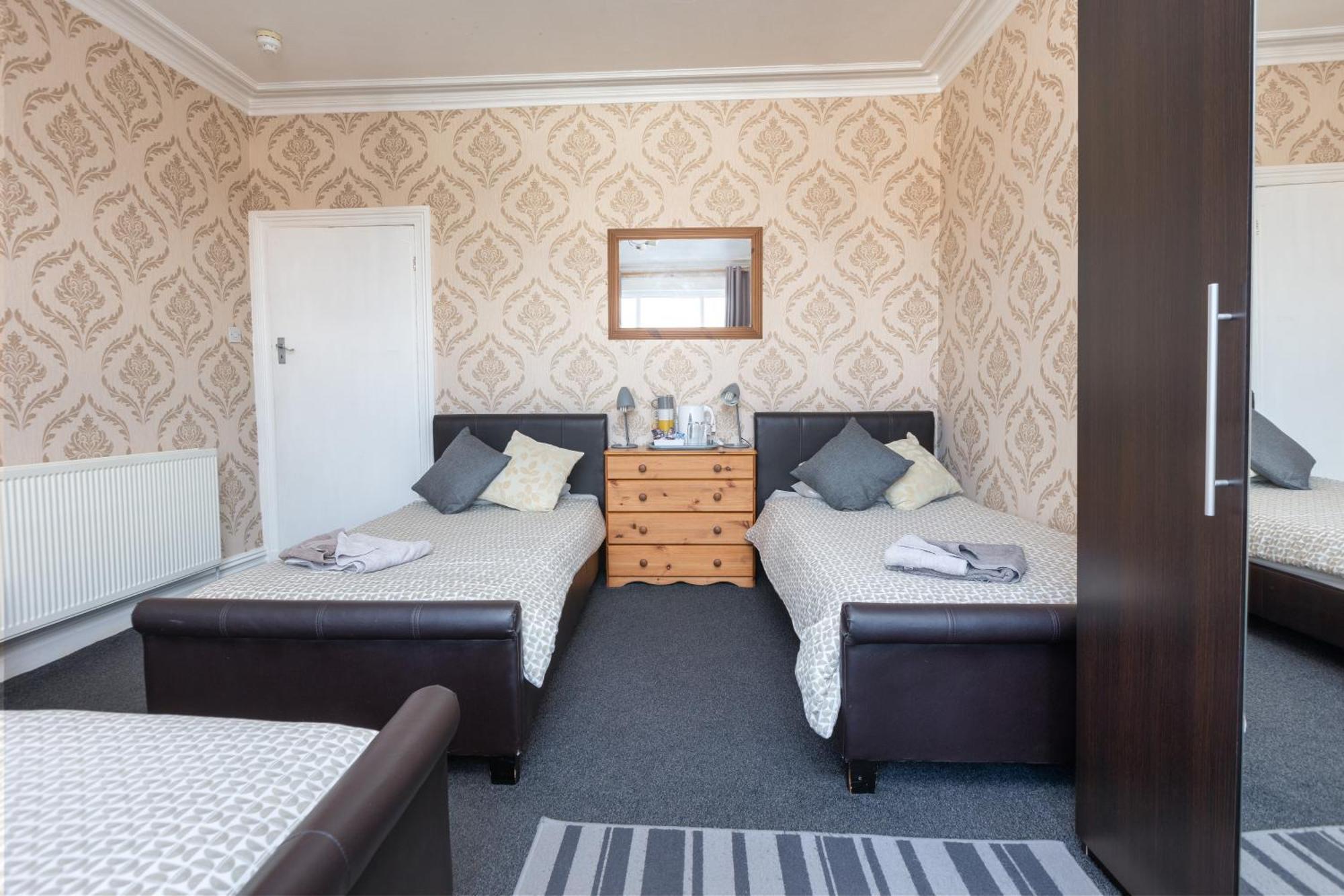 The Fairmile Bed & Breakfast ลิธึม เซนต์ แอนน์ส ภายนอก รูปภาพ
