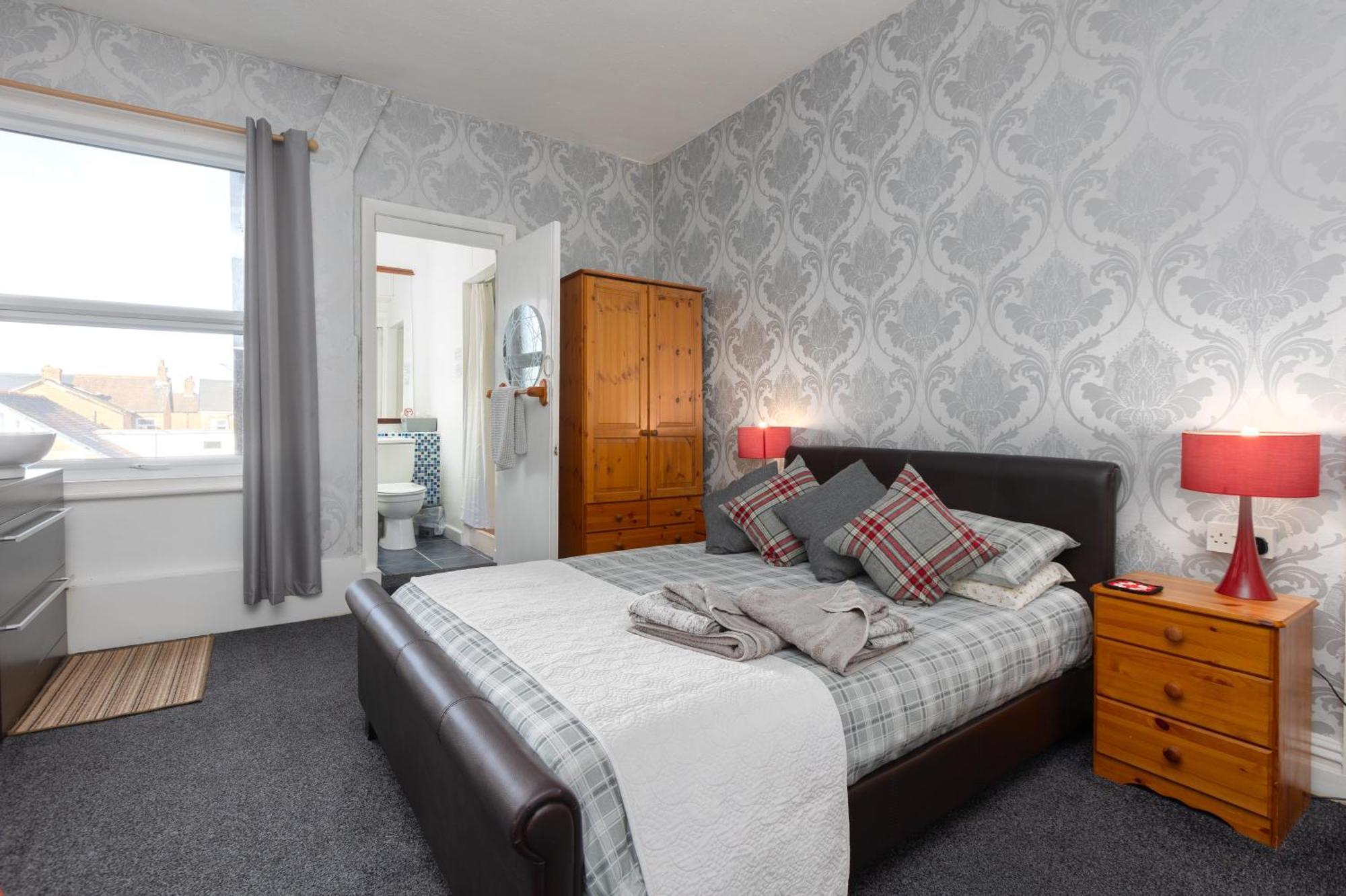 The Fairmile Bed & Breakfast ลิธึม เซนต์ แอนน์ส ภายนอก รูปภาพ